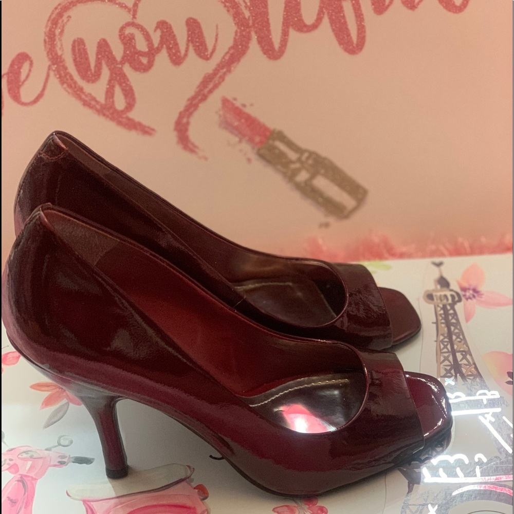 BCBG Generation Open toe Patent Pumps Burgundy 8.5